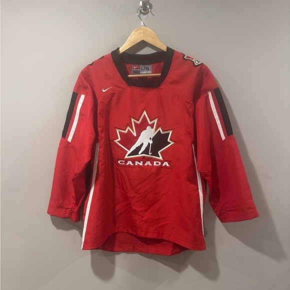 Vintage Team Canada Nike Hockey Jersey - Picture 1 of 8